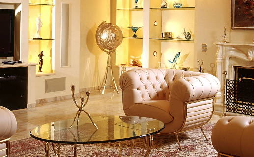 2025年10月12日搬家黄道吉日 搬家入伙吉利吗 2025年10月12日搬家黄道吉日 搬家入伙吉利吗