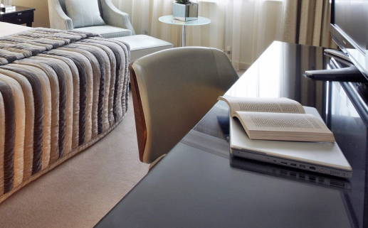 2025年12月26日是不是搬家吉日 宜乔迁新居吉日查询